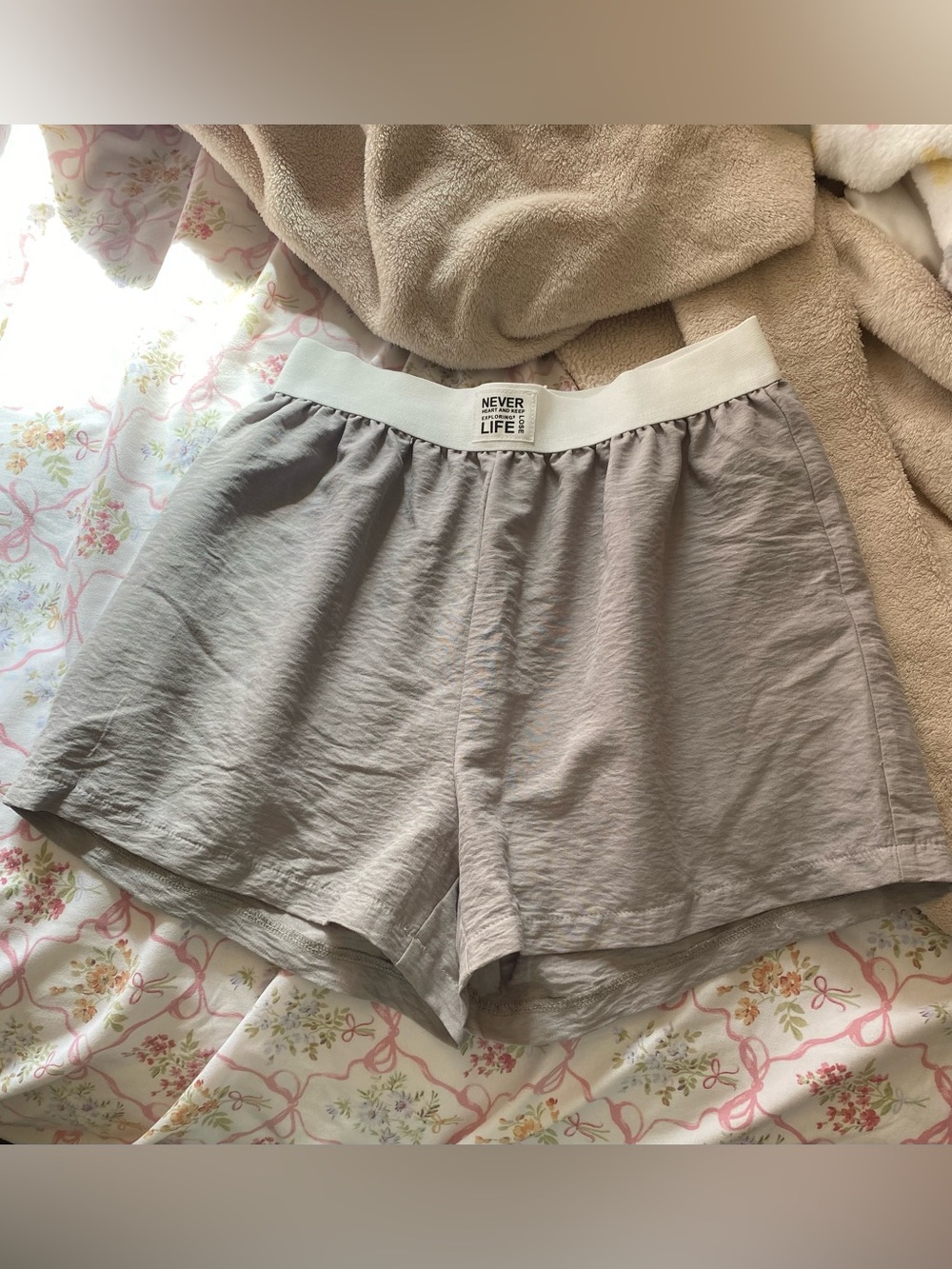 Comfy lounge color block shorts